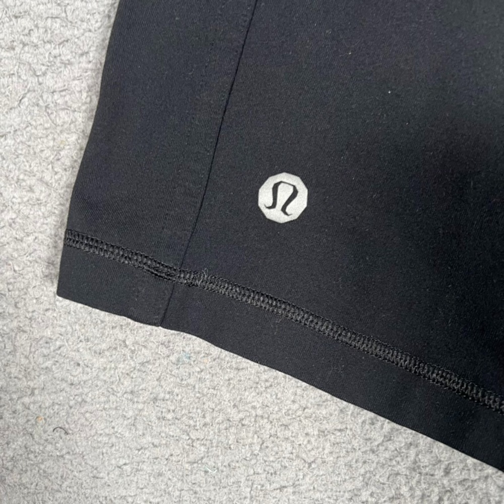 Lululemon Shorts Mens 33 Black Boardshorts 10" Swim Surf Beach Drawstring Pocket - Picture 10 of 10